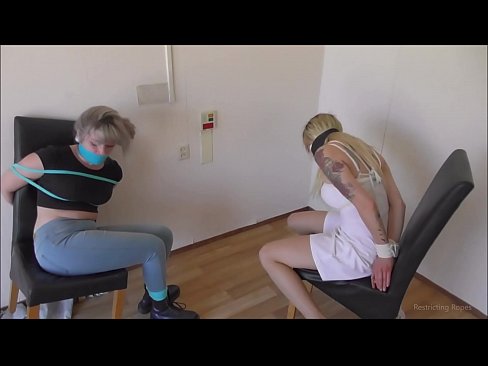 ❤️ Zasvojena / zvezana in z usti / deklica v stiski ️❌ Porn video pri nas ☑