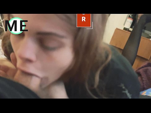 ❤️ Grlo kurac, raztrgane hlačne nogavice in raztrgane pete lepo spoznati ️❌ Porn video pri nas ☑