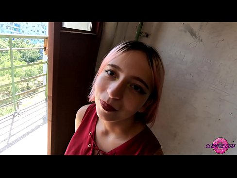 ❤️ Študentka čutno sesa neznanca v zaledju - sperma na njegovem obrazu ️❌ Porn video pri nas ☑